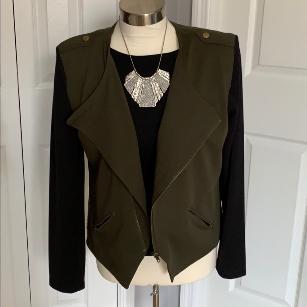 Euc Mossimo faux military style zip up jacket, lg